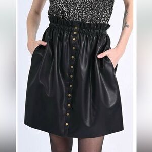 MOLLY BRACKEN Black Faux Leather Skirt with Button Detail Size Medium